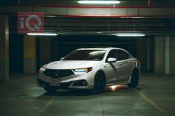 أكورا TLX